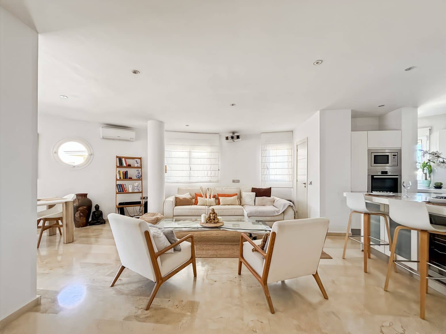 2 bedroom Apartment for sale in Santa Eulalia / Santa Eularia with pool - € 880,000 (Ref: 9903939)