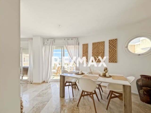 Apartamento de 2 habitaciones en Santa Eulalia / Santa Eularia en venta con piscina - 880.000 € (Ref: 9903939)