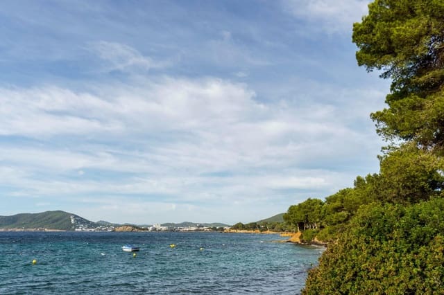 3 soverom Villa til salgs i Santa Eulalia / Santa Eularia med svømmebasseng garasje - € 2 625 000 (Ref: 9903940)