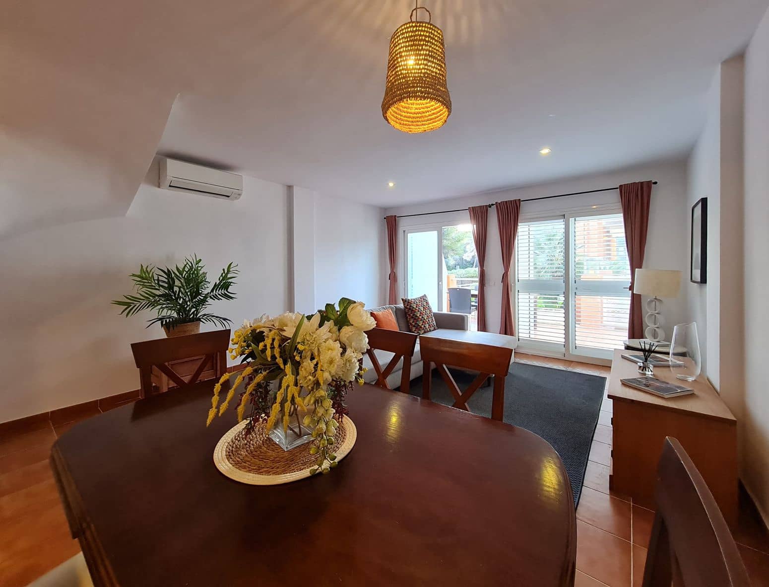 3 Zimmer Reihenhaus zu verkaufen in Santa Eulalia / Santa Eularia mit Pool Garage - 729.000 € (Ref: 9903941)