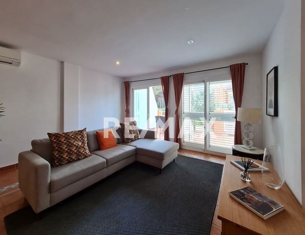 3 Zimmer Reihenhaus zu verkaufen in Santa Eulalia / Santa Eularia mit Pool Garage - 729.000 € (Ref: 9903941)