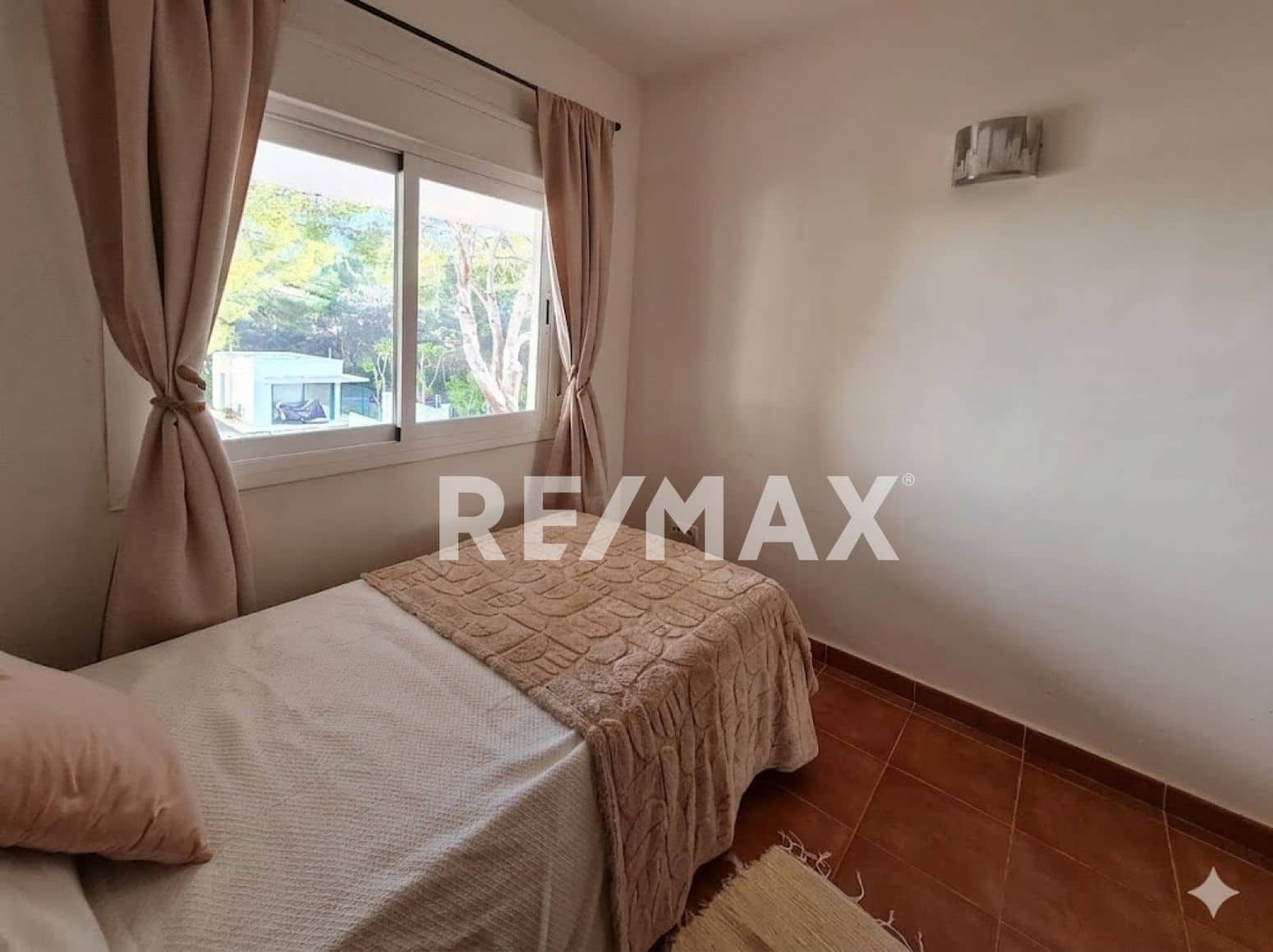 3 Zimmer Reihenhaus zu verkaufen in Santa Eulalia / Santa Eularia mit Pool Garage - 729.000 € (Ref: 9903941)