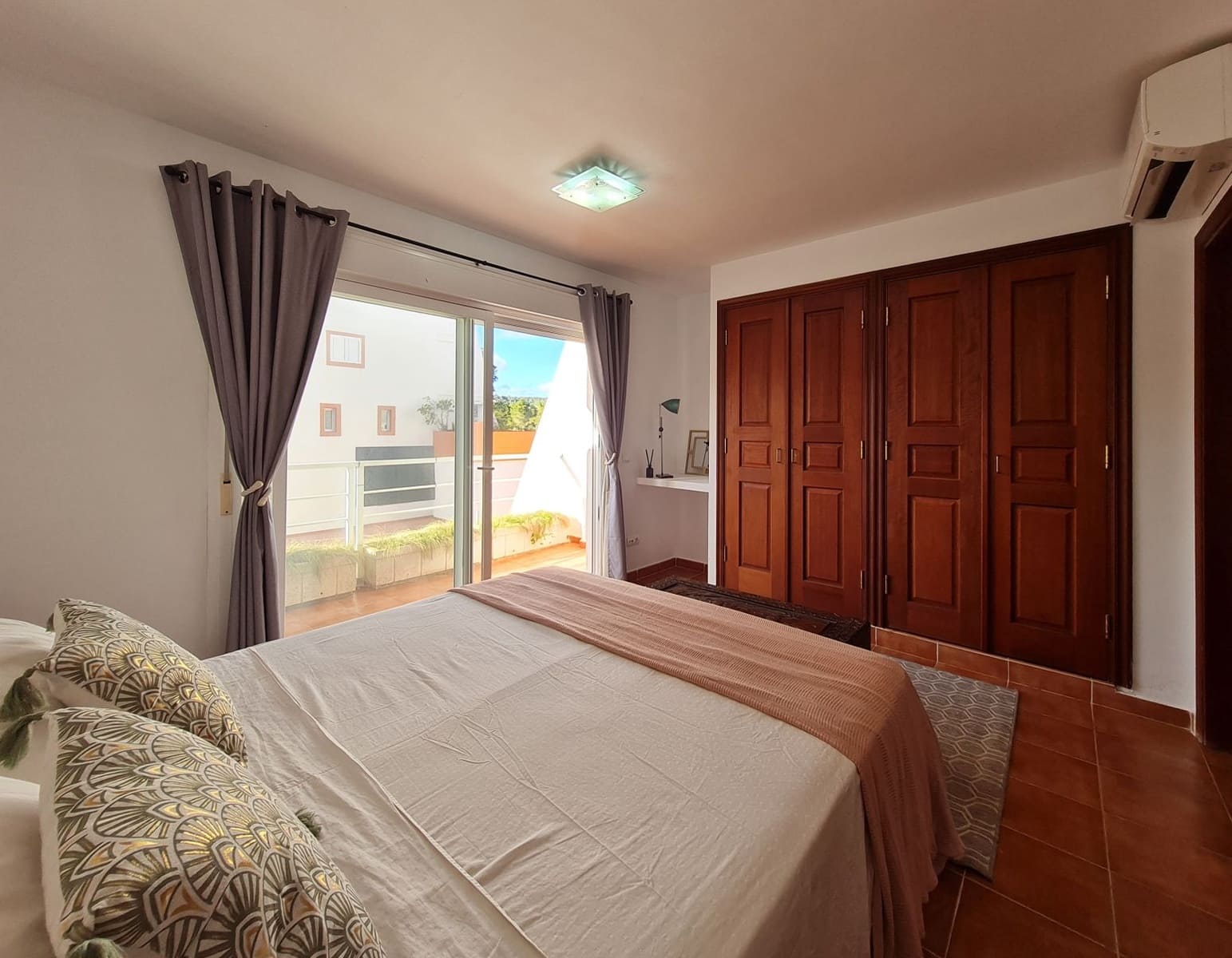 3 Zimmer Reihenhaus zu verkaufen in Santa Eulalia / Santa Eularia mit Pool Garage - 729.000 € (Ref: 9903941)