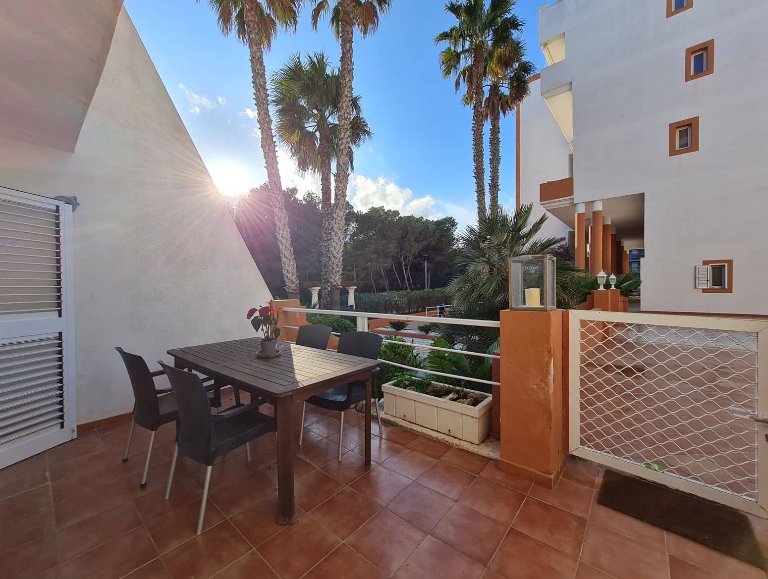 3 Zimmer Reihenhaus zu verkaufen in Santa Eulalia / Santa Eularia mit Pool Garage - 729.000 € (Ref: 9903941)