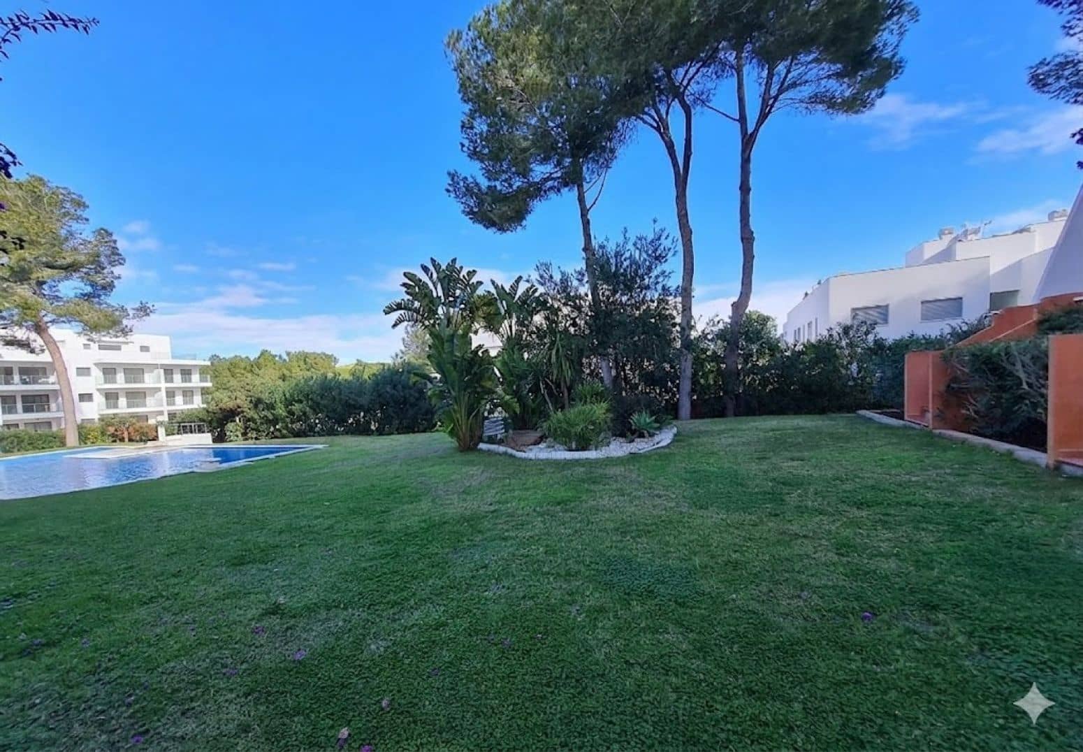 3 Zimmer Reihenhaus zu verkaufen in Santa Eulalia / Santa Eularia mit Pool Garage - 729.000 € (Ref: 9903941)