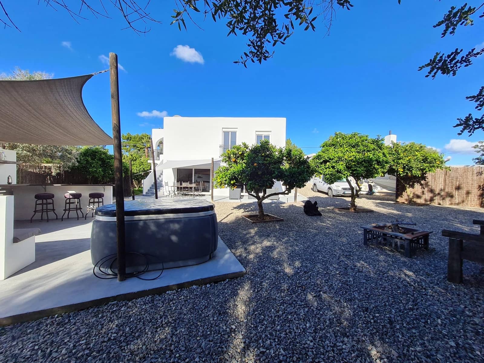 5 slaapkamer Villa te koop in Sant Antoni de Portmany - € 1.495.000 (Ref: 9908042)
