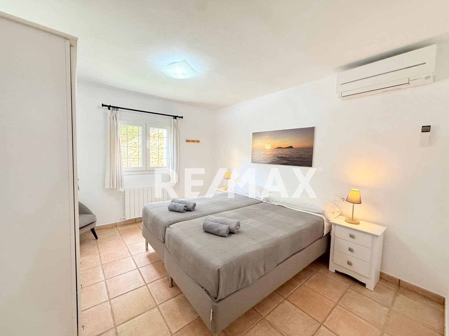 4 soverom Villa til salgs i Santa Eulalia / Santa Eularia med svømmebasseng garasje - € 6 600 (Ref: 9915834)