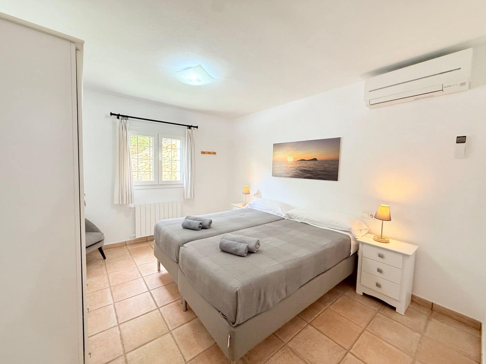 4 soveværelse Villa til leje i Santa Eulalia / Santa Eularia med swimmingpool garage - € 6.600 (Ref: 9915834)