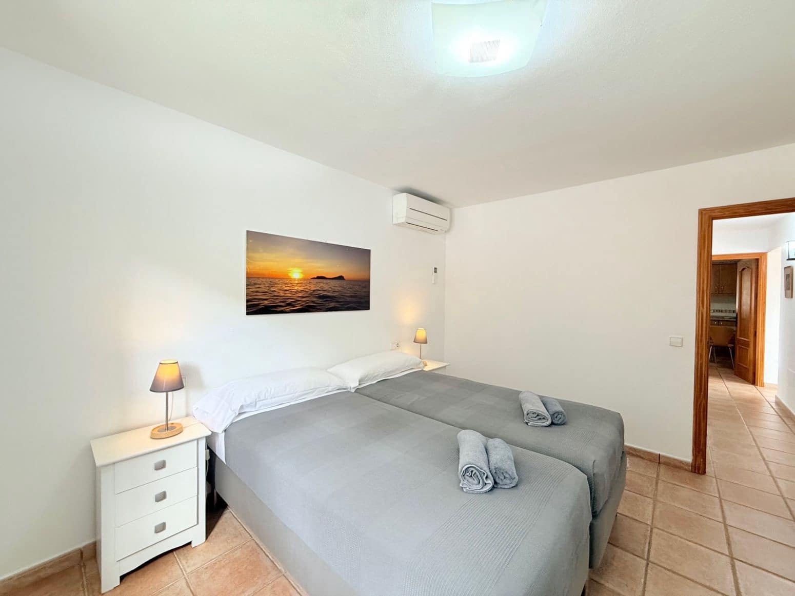 4 soveværelse Villa til leje i Santa Eulalia / Santa Eularia med swimmingpool garage - € 6.600 (Ref: 9915834)