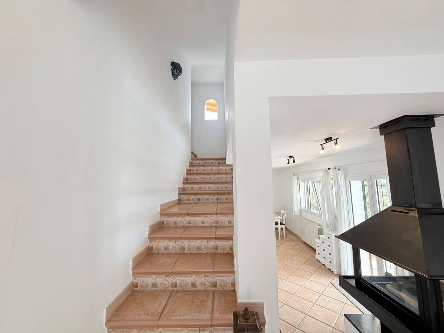 4 soveværelse Villa til leje i Santa Eulalia / Santa Eularia med swimmingpool garage - € 6.600 (Ref: 9915834)