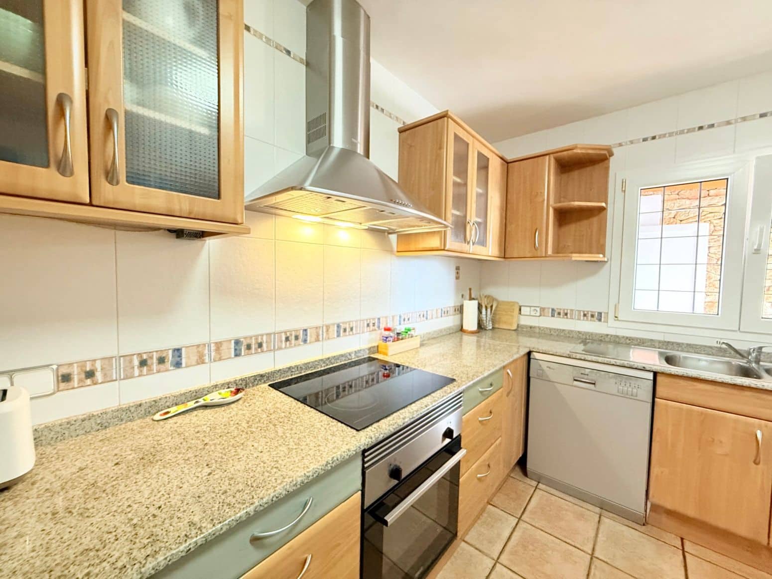 4 soveværelse Villa til leje i Santa Eulalia / Santa Eularia med swimmingpool garage - € 6.600 (Ref: 9915834)