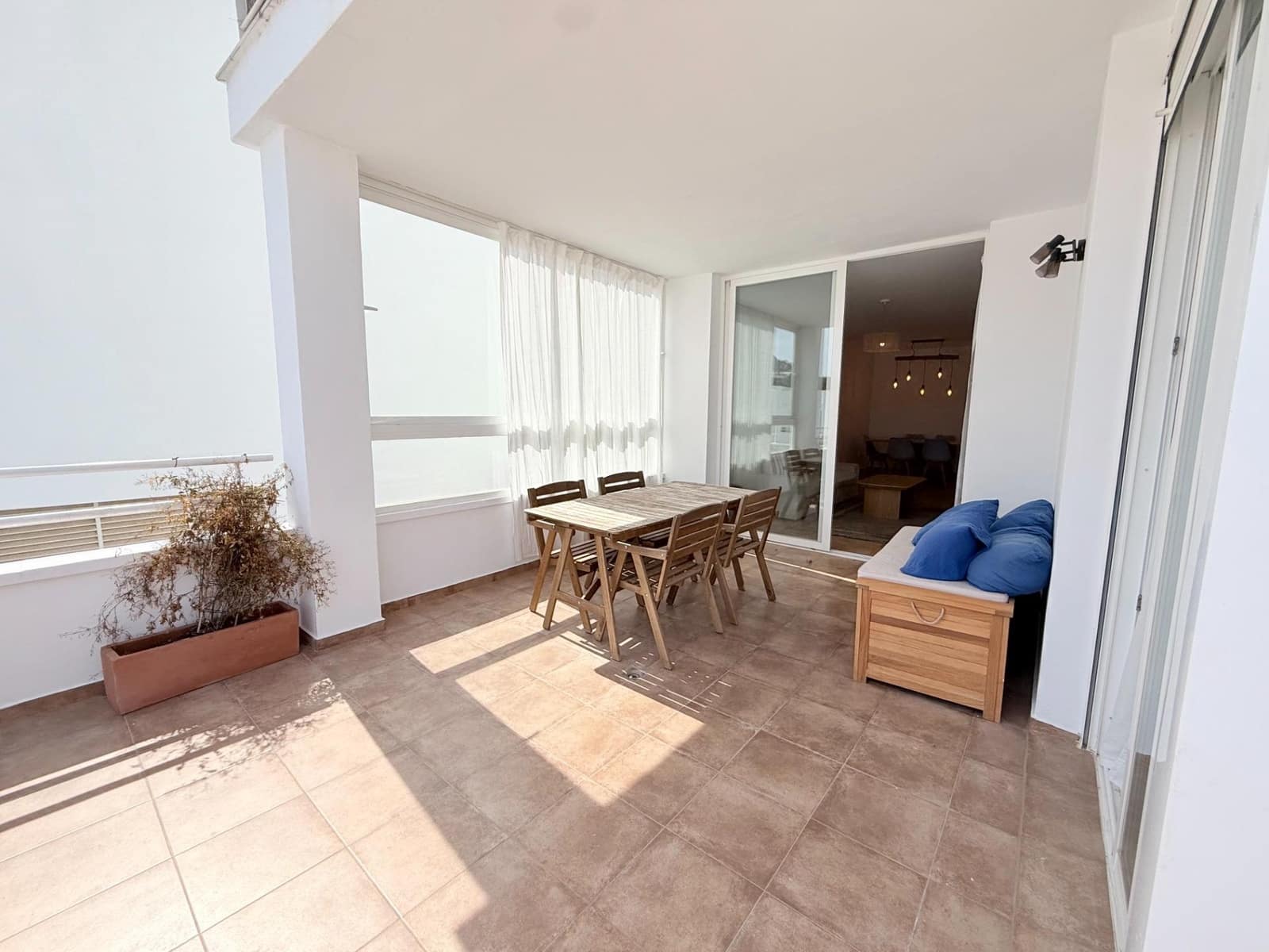 2 makuuhuone Huoneisto vuokrattavana paikassa Roca Llisa mukana uima-altaan - 2 500 € (Ref: 9934210)