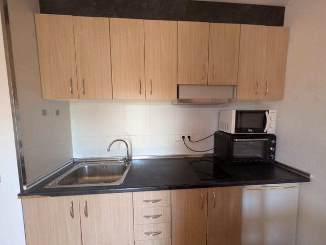 1 sypialnia Apartament do wynajęcia w Santa Eulalia / Santa Eularia - 1 300 € (Ref: 9967833)