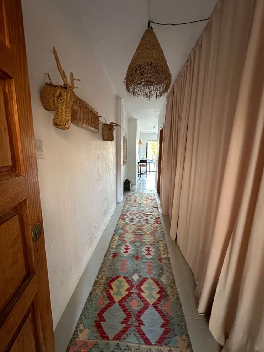 1 soverom Leilighet til leie i Portinax med svømmebasseng - € 1 200 (Ref: 9984995)