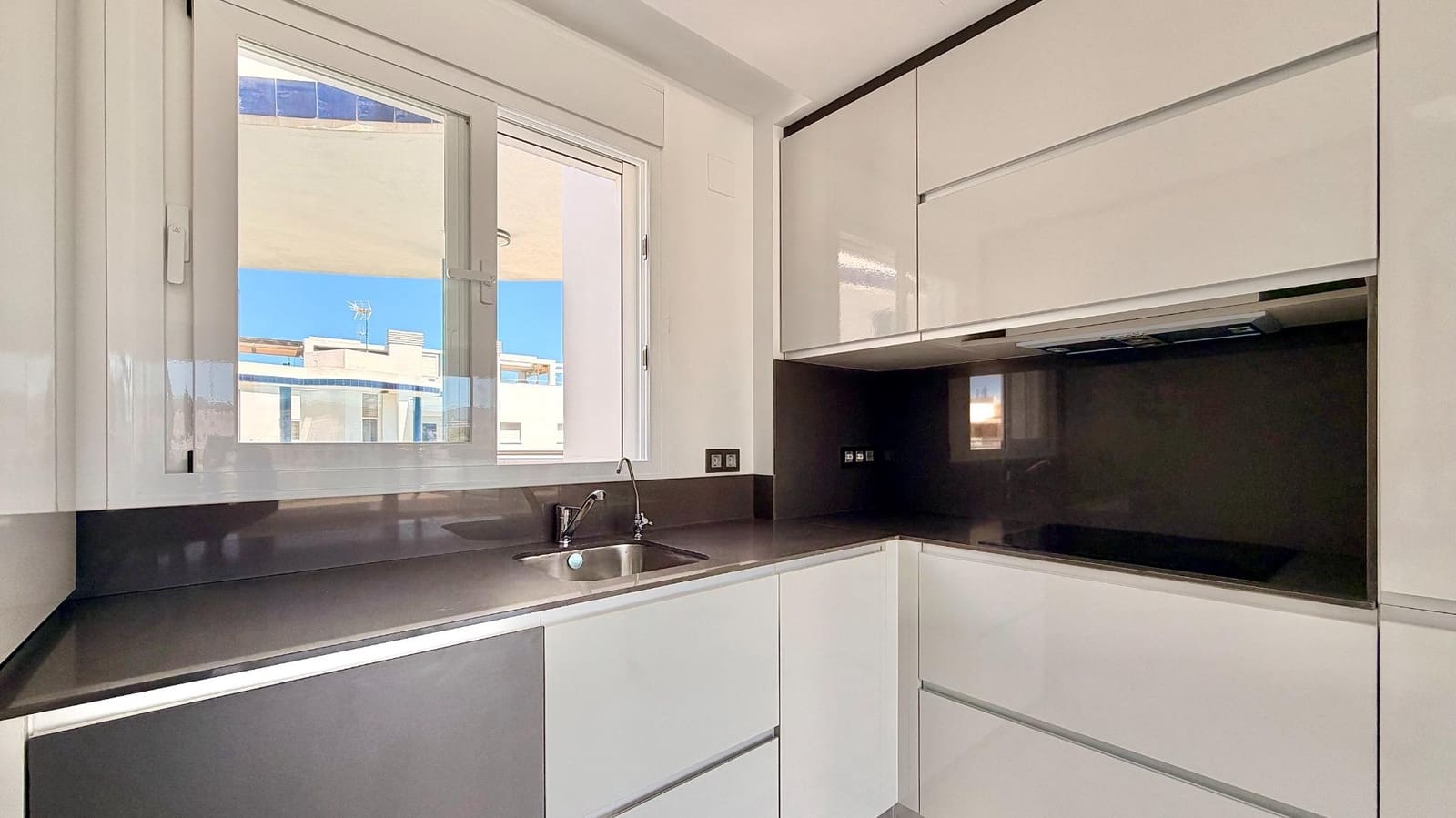 Ático de 3 habitaciones en San Jose / Sant Josep de Sa Talaia en venta con piscina garaje - 786.000 € (Ref: 9998818)