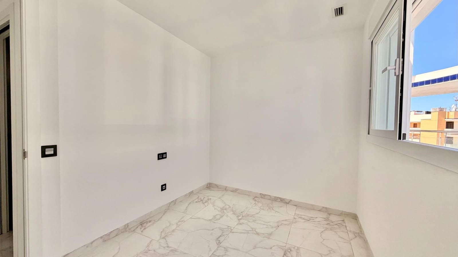 Ático de 3 habitaciones en San Jose / Sant Josep de Sa Talaia en venta con piscina garaje - 786.000 € (Ref: 9998818)