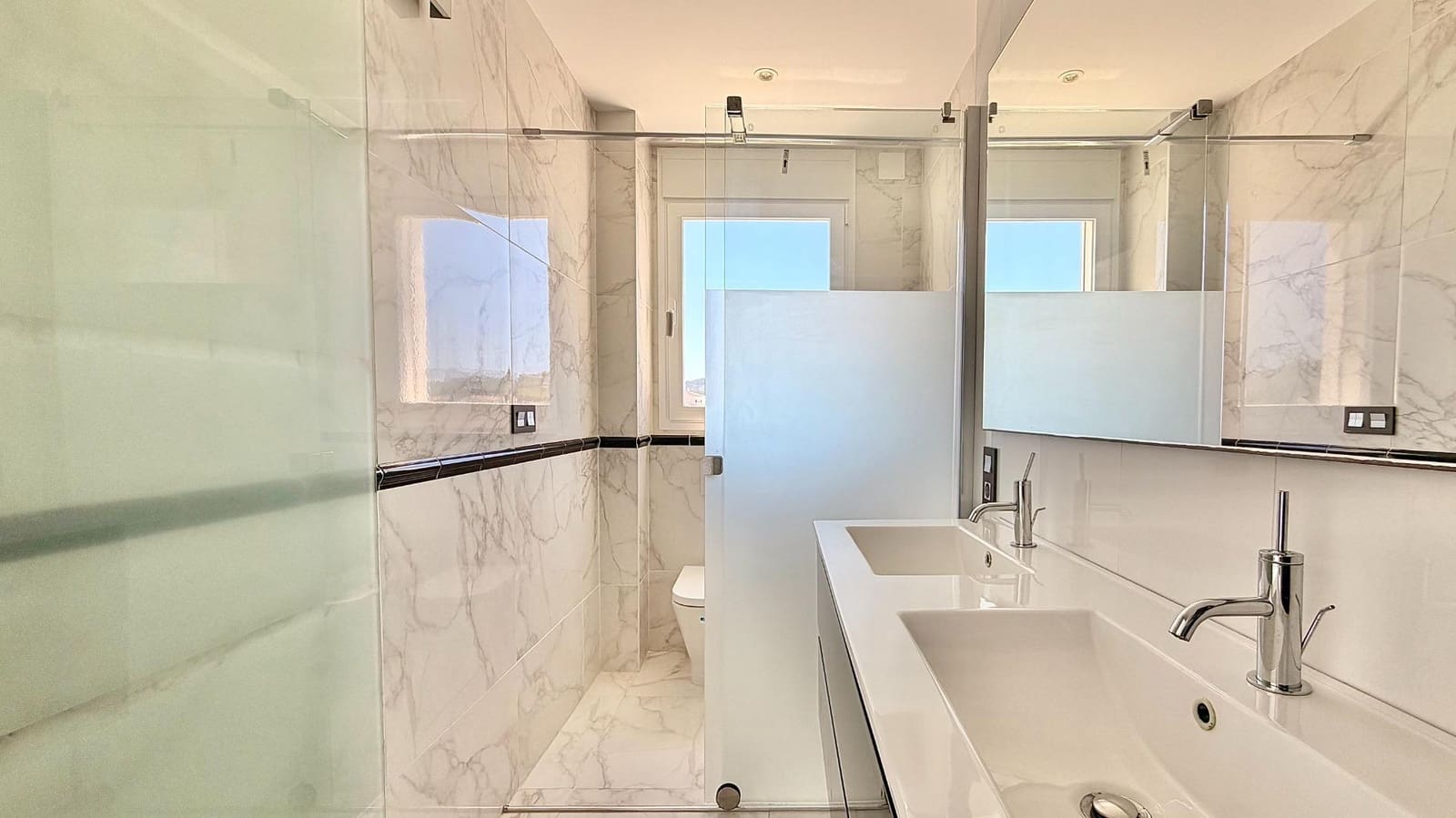 Ático de 3 habitaciones en San Jose / Sant Josep de Sa Talaia en venta con piscina garaje - 786.000 € (Ref: 9998818)