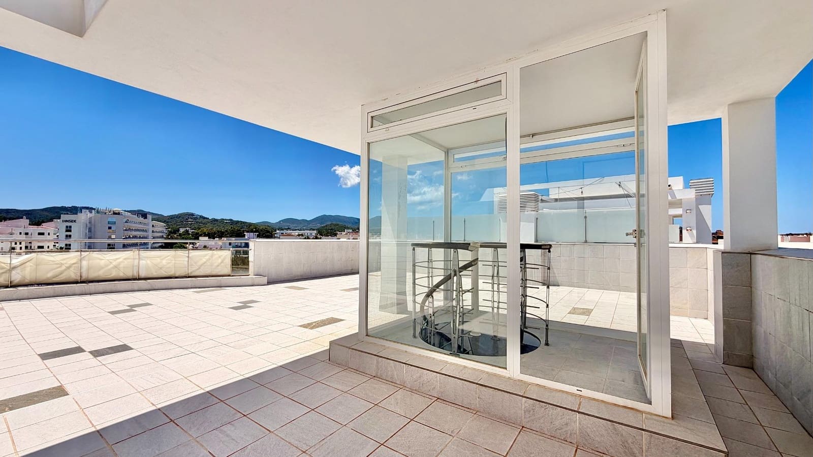 Ático de 3 habitaciones en San Jose / Sant Josep de Sa Talaia en venta con piscina garaje - 786.000 € (Ref: 9998818)