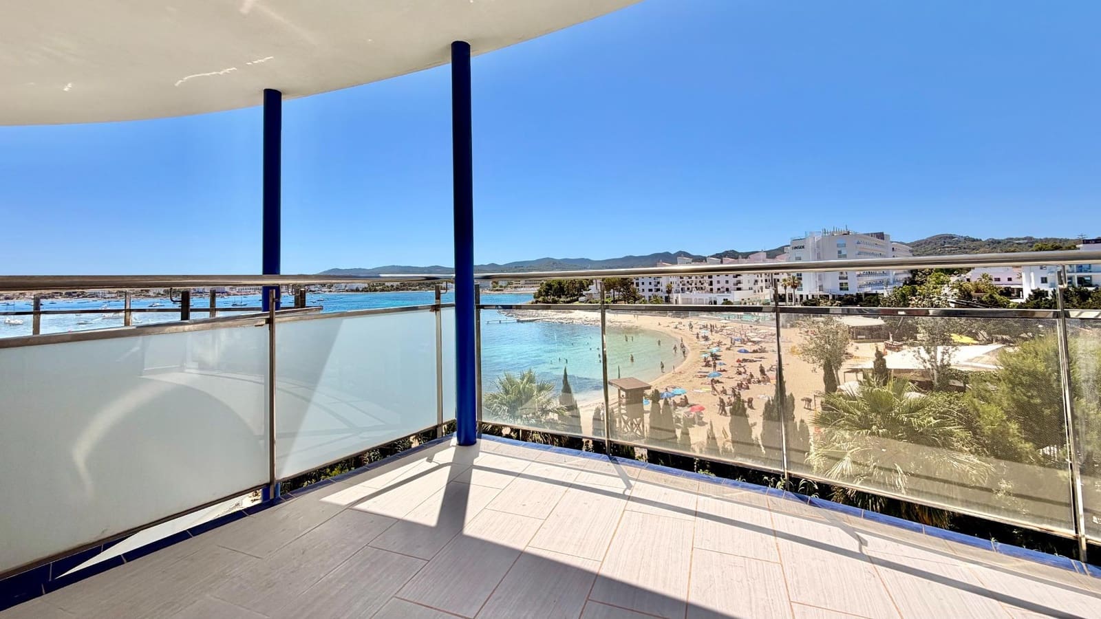 Ático de 3 habitaciones en San Jose / Sant Josep de Sa Talaia en venta con piscina garaje - 786.000 € (Ref: 9998818)