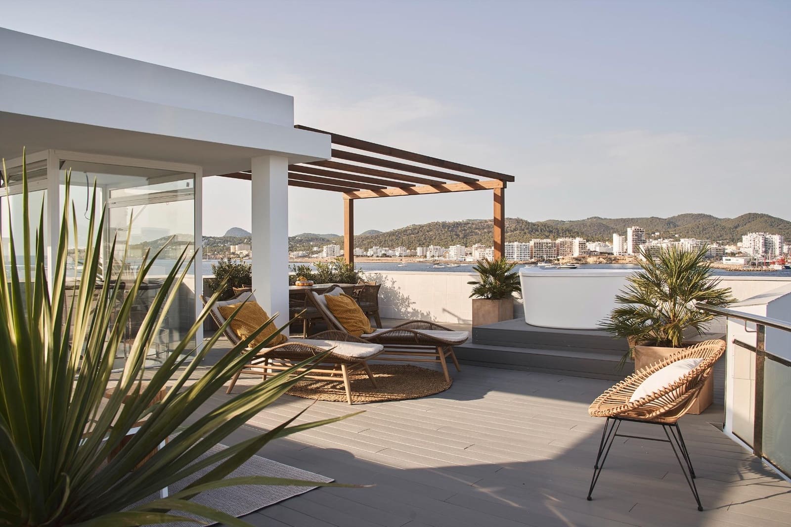Ático de 3 habitaciones en San Jose / Sant Josep de Sa Talaia en venta con piscina garaje - 786.000 € (Ref: 9998818)