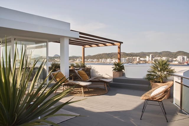 Ático de 3 habitaciones en San Jose / Sant Josep de Sa Talaia en venta con piscina garaje - 786.000 € (Ref: 9998818)