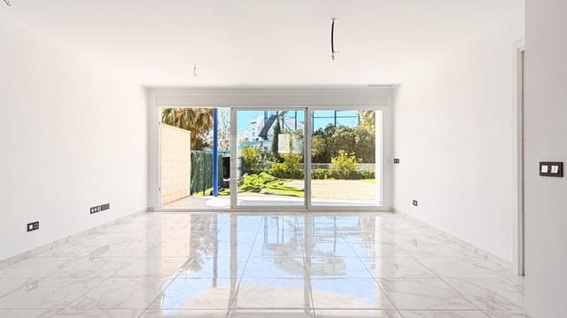 3 soveværelse Strandlejlighed til salg i San Jose / Sant Josep de Sa Talaia med swimmingpool garage - € 685.000 (Ref: 9998819)