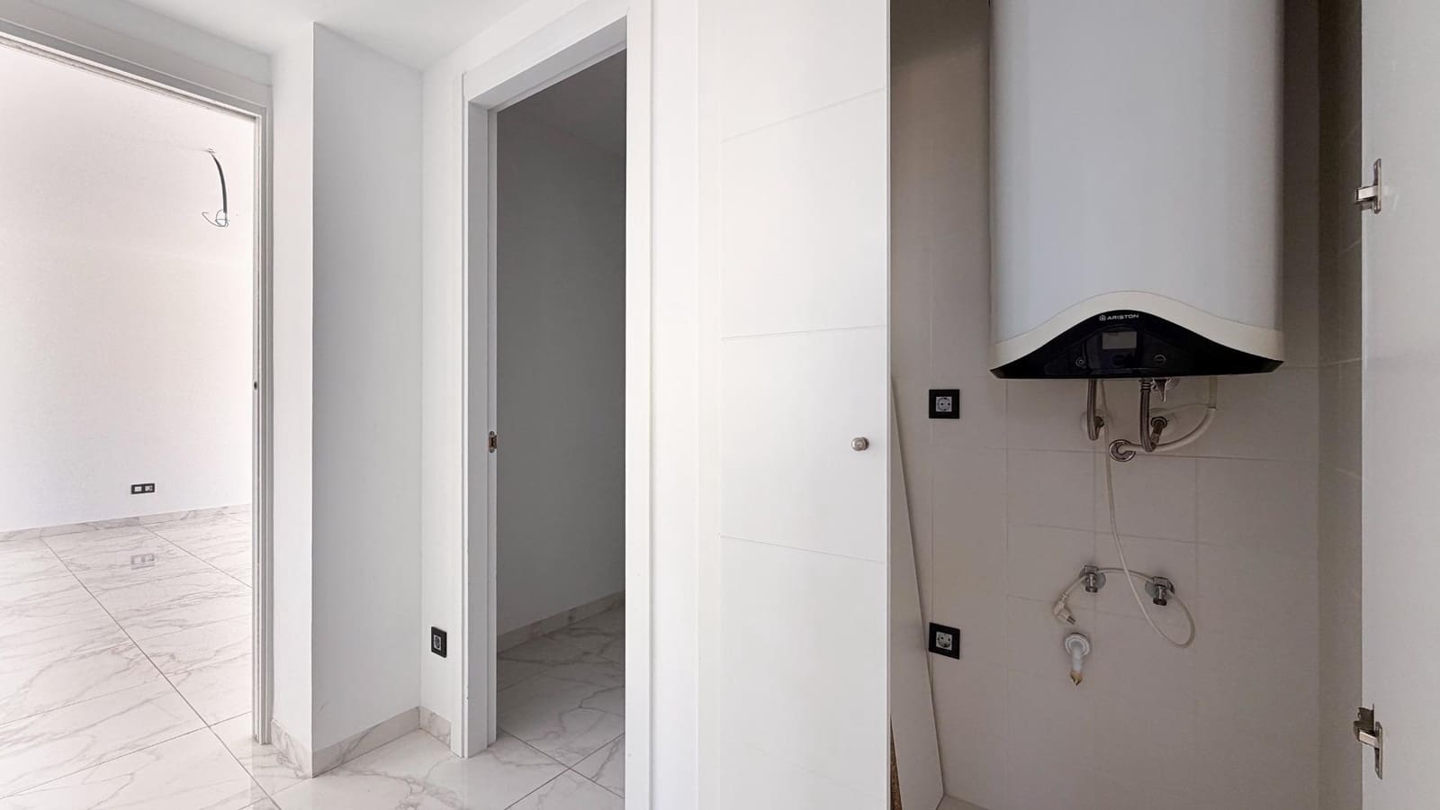 3 soveværelse Strandlejlighed til salg i San Jose / Sant Josep de Sa Talaia med swimmingpool garage - € 685.000 (Ref: 9998819)
