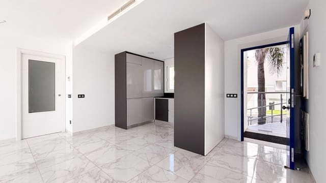 3 soveværelse Strandlejlighed til salg i San Jose / Sant Josep de Sa Talaia med swimmingpool garage - € 685.000 (Ref: 9998819)
