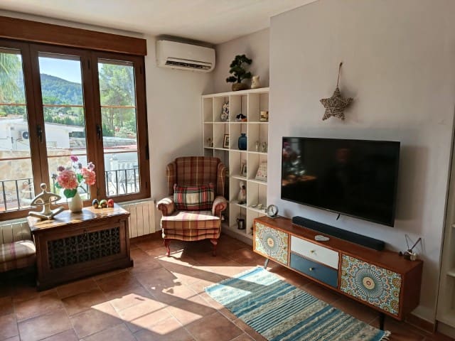 6 quarto Moradia para venda em La Drova com piscina garagem - 675 000 € (Ref: 10034809)