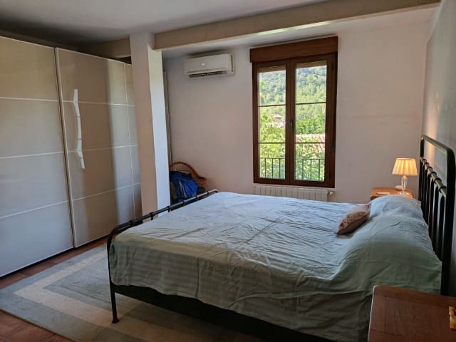 6 quarto Moradia para venda em La Drova com piscina garagem - 675 000 € (Ref: 10034809)
