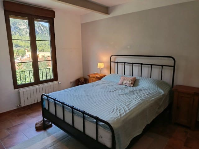 6 quarto Moradia para venda em La Drova com piscina garagem - 675 000 € (Ref: 10034809)