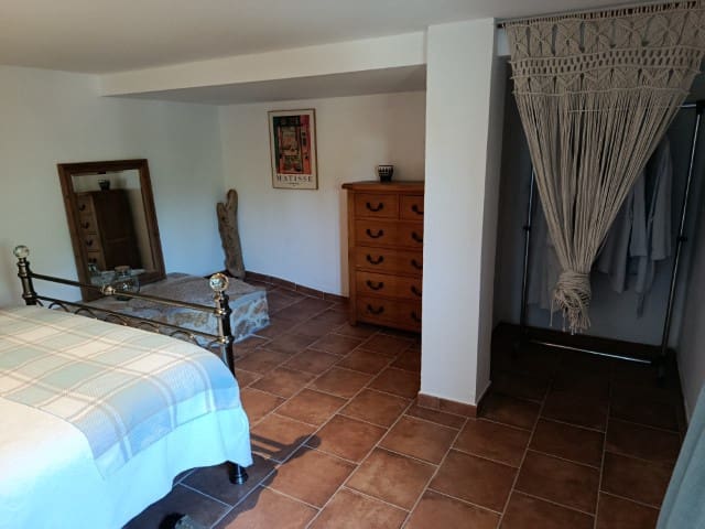 6 quarto Moradia para venda em La Drova com piscina garagem - 675 000 € (Ref: 10034809)