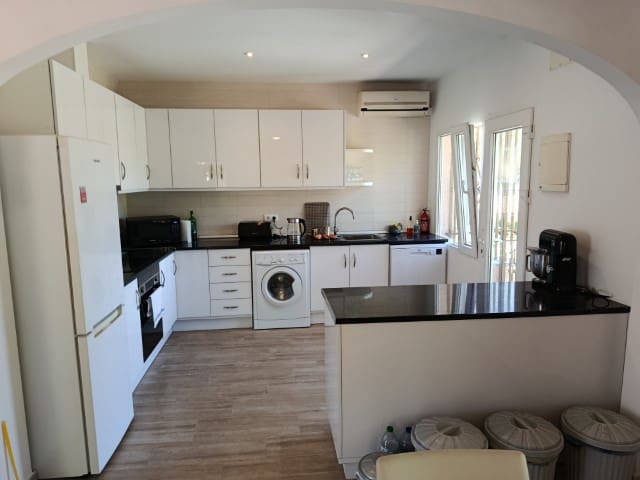 3 bedroom Villa for sale in La Drova with pool garage - € 395,000 (Ref: 10037792)