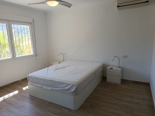 3 bedroom Villa for sale in La Drova with pool garage - € 395,000 (Ref: 10037792)
