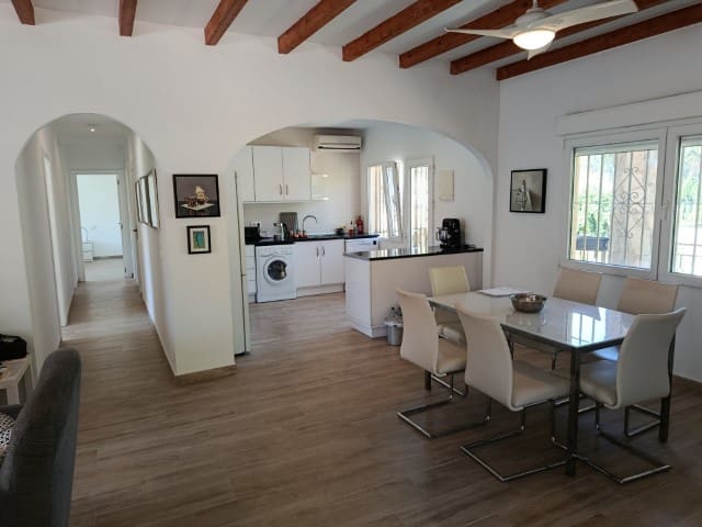 3 bedroom Villa for sale in La Drova with pool garage - € 395,000 (Ref: 10037792)
