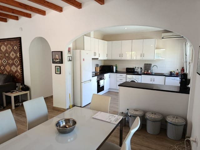 3 bedroom Villa for sale in La Drova with pool garage - € 395,000 (Ref: 10037792)