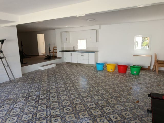 3 bedroom Villa for sale in La Drova with pool garage - € 395,000 (Ref: 10037792)