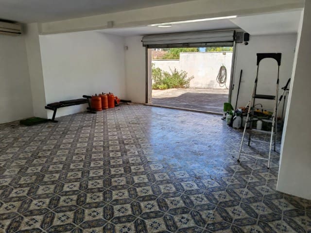 3 bedroom Villa for sale in La Drova with pool garage - € 395,000 (Ref: 10037792)