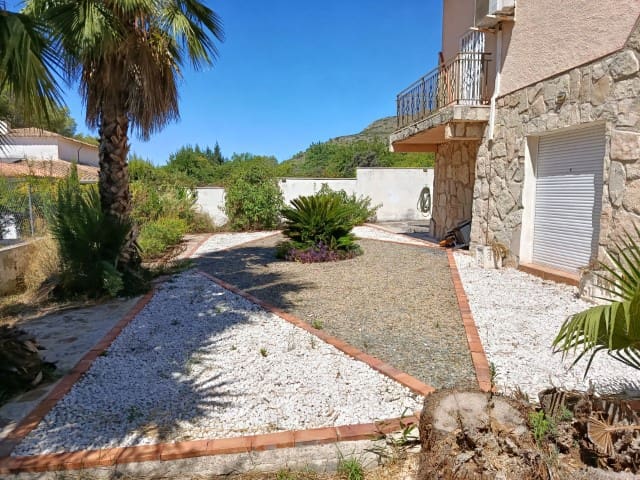 3 bedroom Villa for sale in La Drova with pool garage - € 395,000 (Ref: 10037792)