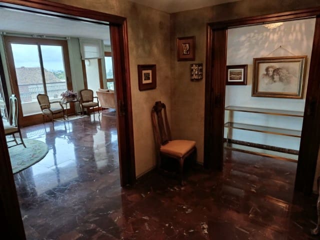 6 Zimmer Apartment zu verkaufen in Gandia mit Garage - 550.000 € (Ref: 10063036)