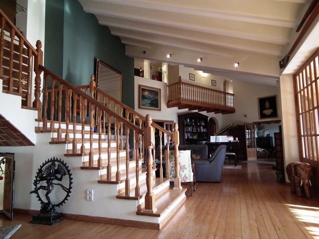 Villa til salg i Gandia med swimmingpool - € 1.700.000 (Ref: 3875660)