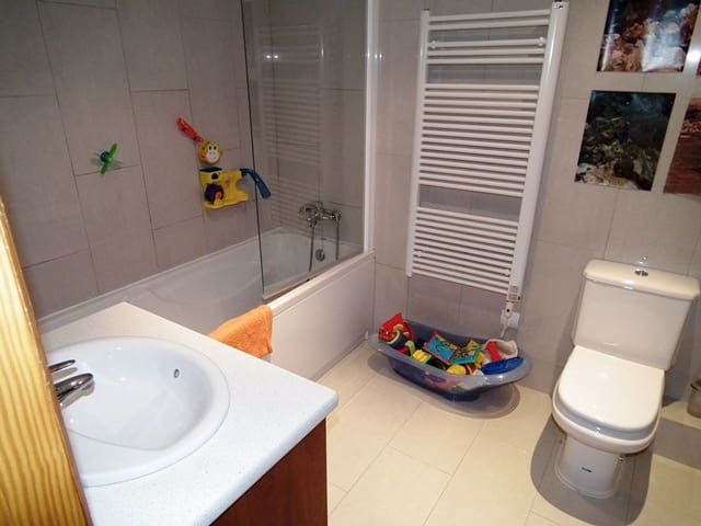 Villa til salg i Gandia med swimmingpool - € 1.700.000 (Ref: 3875660)