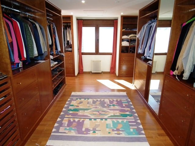 Villa til salg i Gandia med swimmingpool - € 1.700.000 (Ref: 3875660)