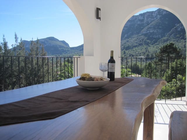 4 soveværelse Finca/Landehus til salg i Gandia med swimmingpool - € 795.000 (Ref: 3875669)