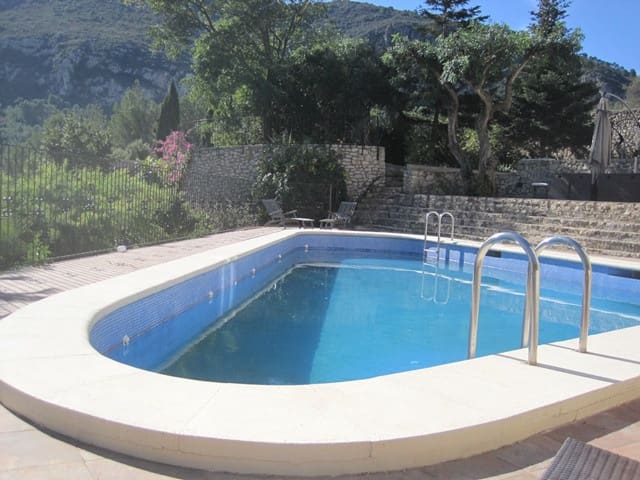 4 soveværelse Finca/Landehus til salg i Gandia med swimmingpool - € 795.000 (Ref: 3875669)
