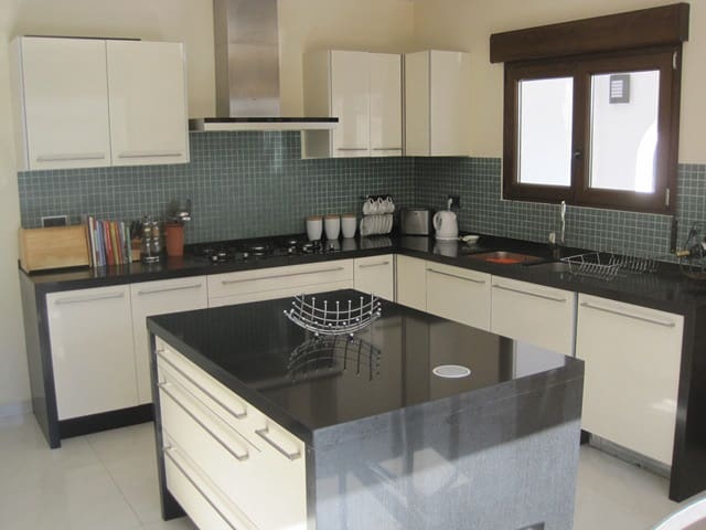 4 soveværelse Finca/Landehus til salg i Gandia med swimmingpool - € 795.000 (Ref: 3875669)