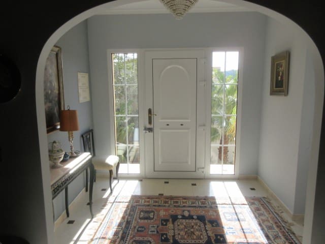 3 soveværelse Villa til salg i Gandia med swimmingpool - € 420.000 (Ref: 5661550)