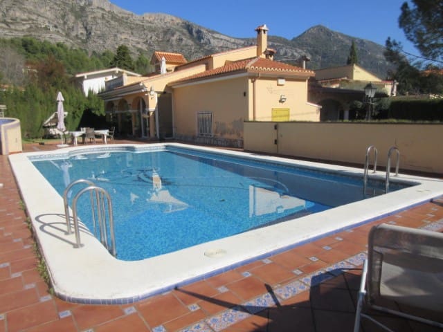 4 soveværelse Villa til salg i La Drova, Barx med swimmingpool - € 359.000 (Ref: 5940270)