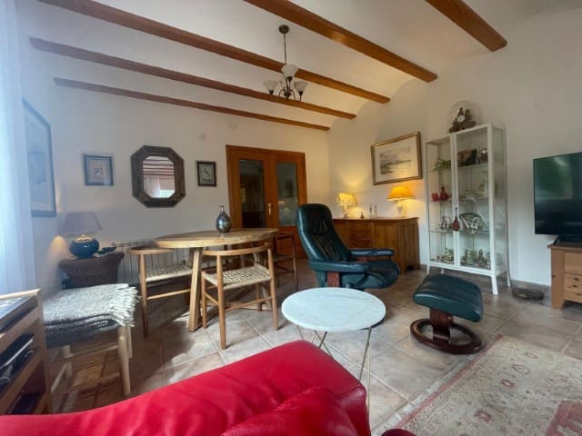 6 soveværelse Villa til salg i La Drova med swimmingpool - € 580.000 (Ref: 6575410)