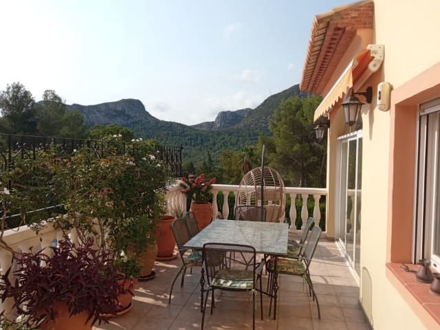 6 soverom Villa til salgs i La Drova, Barx med svømmebasseng - € 580 000 (Ref: 6575410)